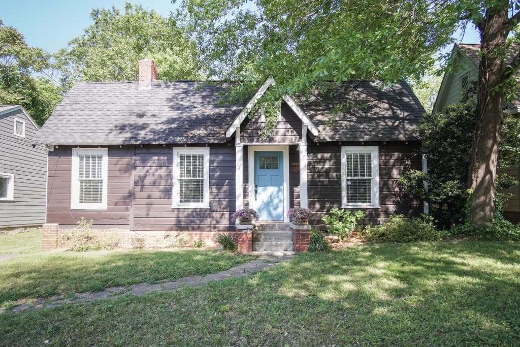 2 bedroom, 1 bathroom, 1,002 sq ft single family residence sold at 1040 Gilbert Street, Atlanta, GA 30316