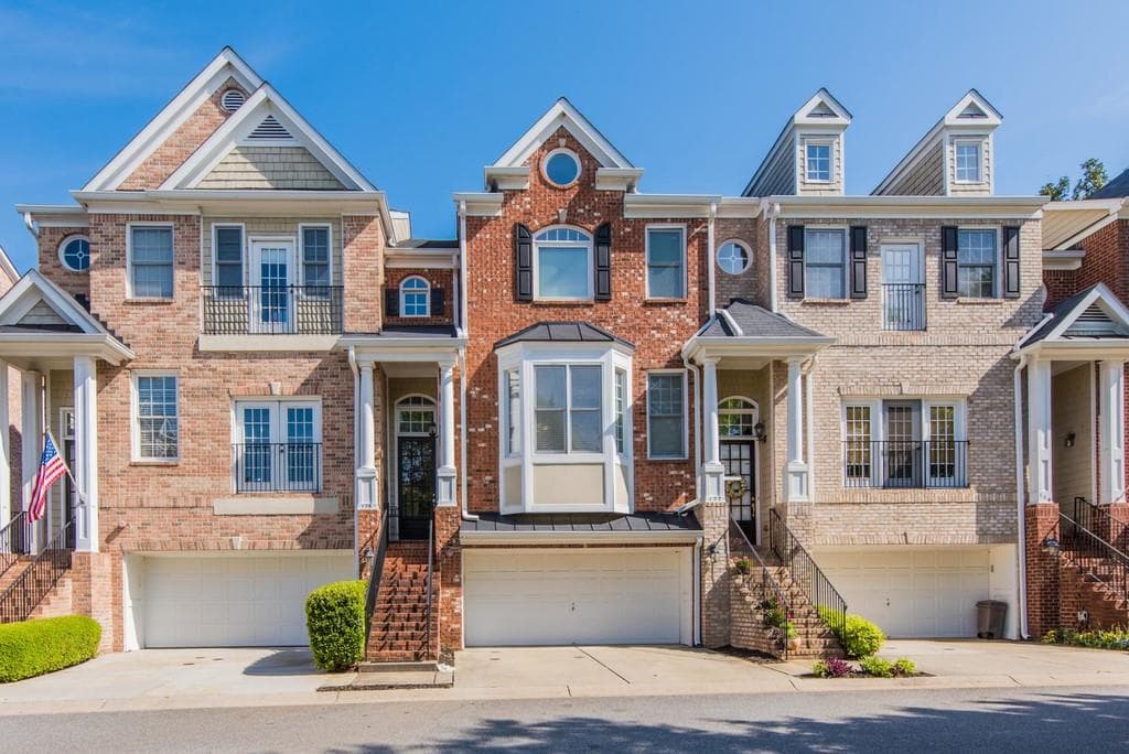 126 MCLAREN GATES Drive, Marietta, GA 30060 — most recent listing photo