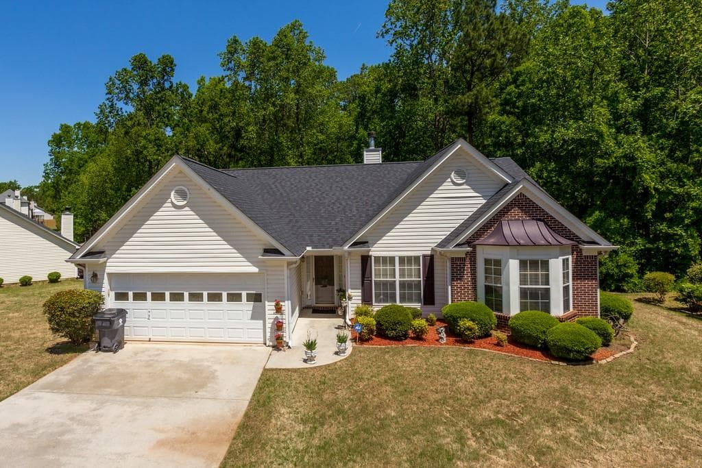7515 DEER CREEK Drive, Union City, GA 30291 — most recent listing photo