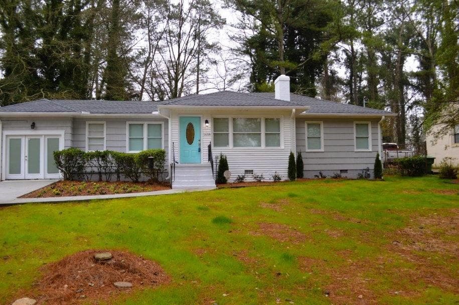 3 bedroom, 2 bathroom, 1,679 sq ft single family residence sold at 1438 Centra Villa Drive, Atlanta, GA 30311
