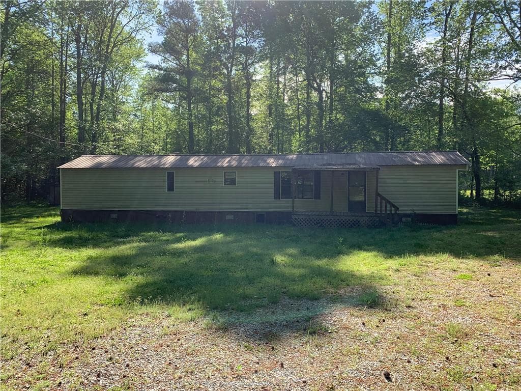 2 bedroom, 2 bathroom single family residence sold at 5451 HOG MOUNTAIN Road, Flowery Branch, GA 30542