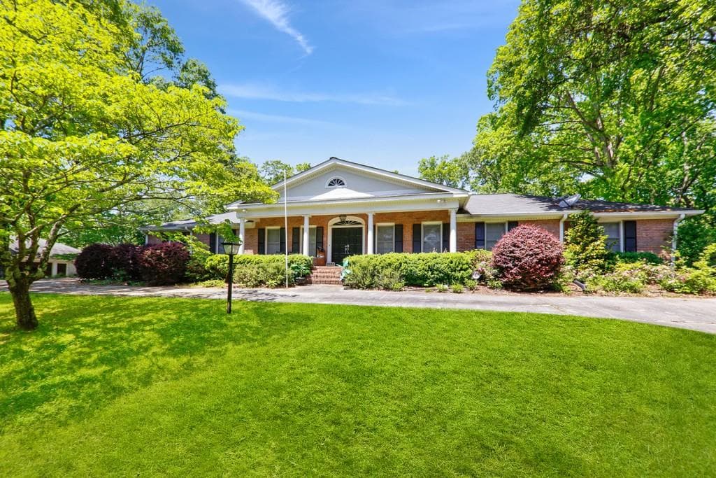 1494 Spalding Drive, Sandy Springs, GA 30350 — most recent listing photo