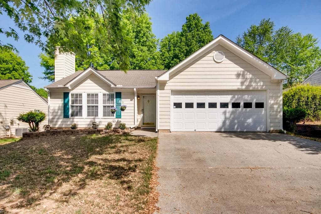190 HAYWARD Lane, Lawrenceville, GA 30044 — most recent listing photo