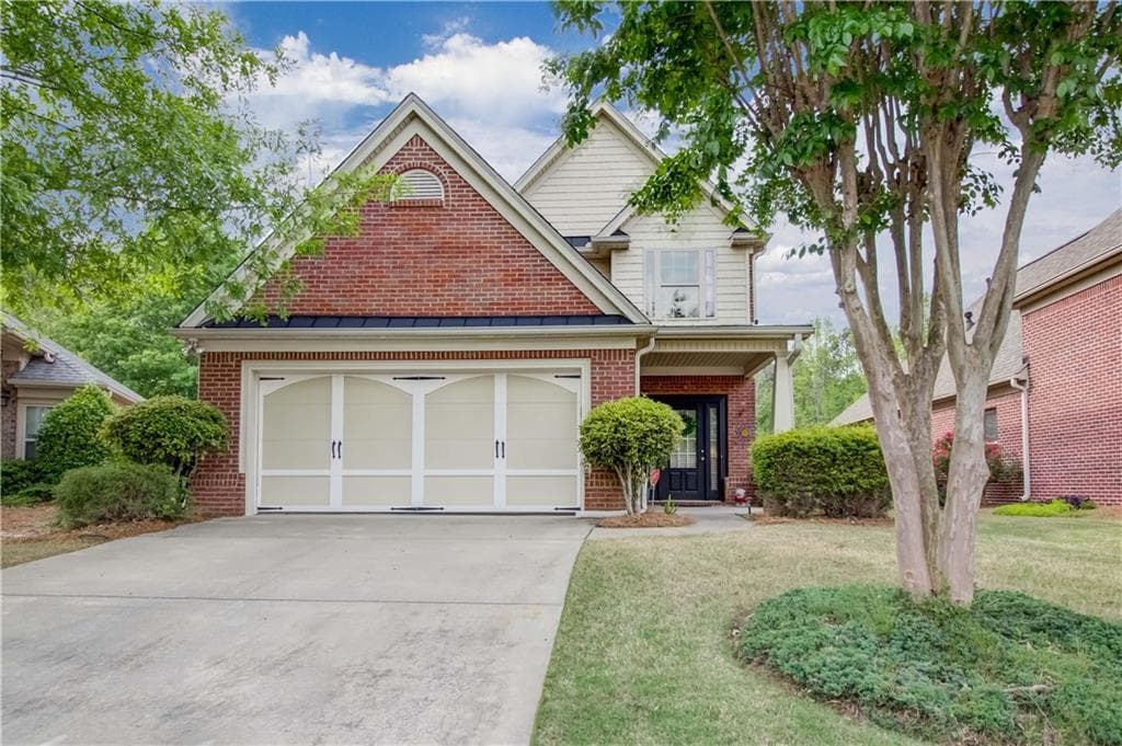 3 bedroom, 4 bathroom, 2,371 sq ft single family residence sold at 3222 Garden Valley Court, Dacula, GA 30019