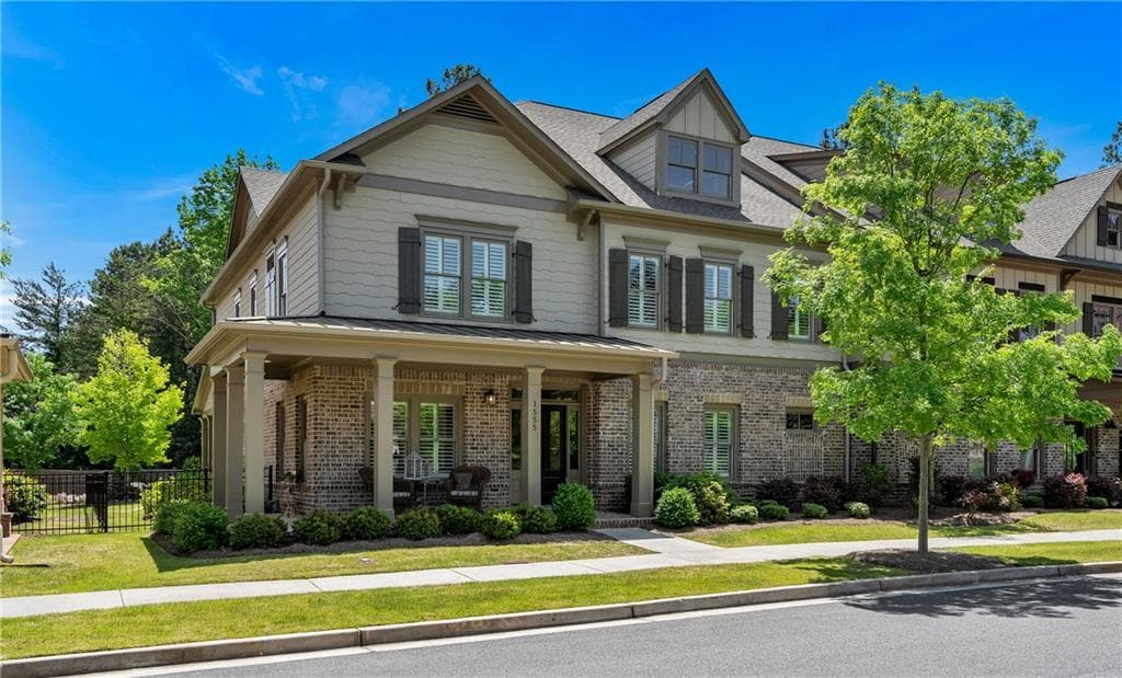 4 bedroom, 4 bathroom, 2,839 sq ft townhouse sold at 1555 Parkside Drive, Milton, GA 30004