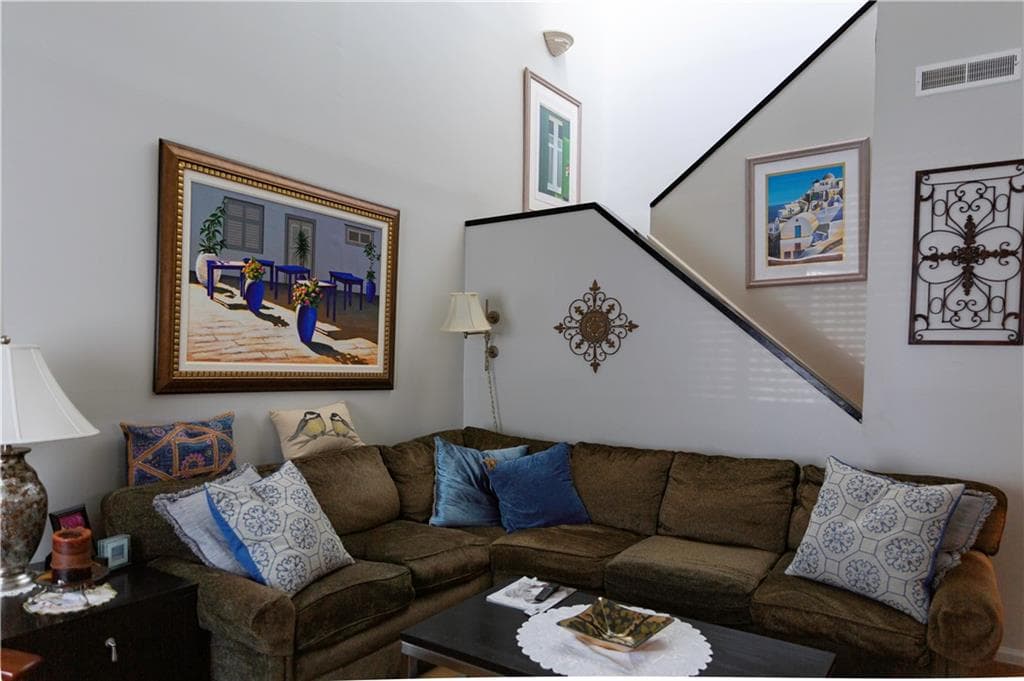 305 Parkaire Crossing 305, Marietta, GA 30068 — most recent listing photo