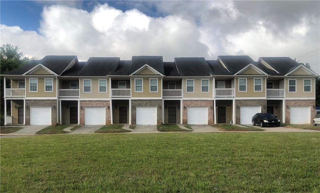 3 bedroom, 3 bathroom, 1,744 sq ft townhouse sold at 2996 Jonesboro Road F, Atlanta, GA 30354