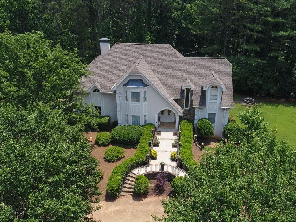 15465 Alpha Woods Drive, Alpharetta, GA 30004 — most recent listing photo