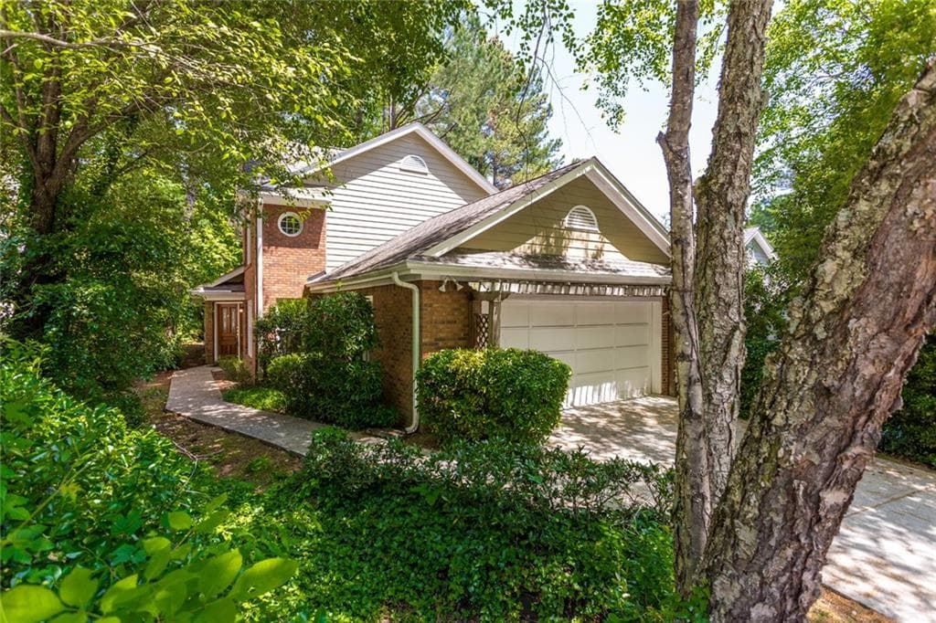 1017 Shady Valley Place, Brookhaven, GA 30324 — most recent listing photo