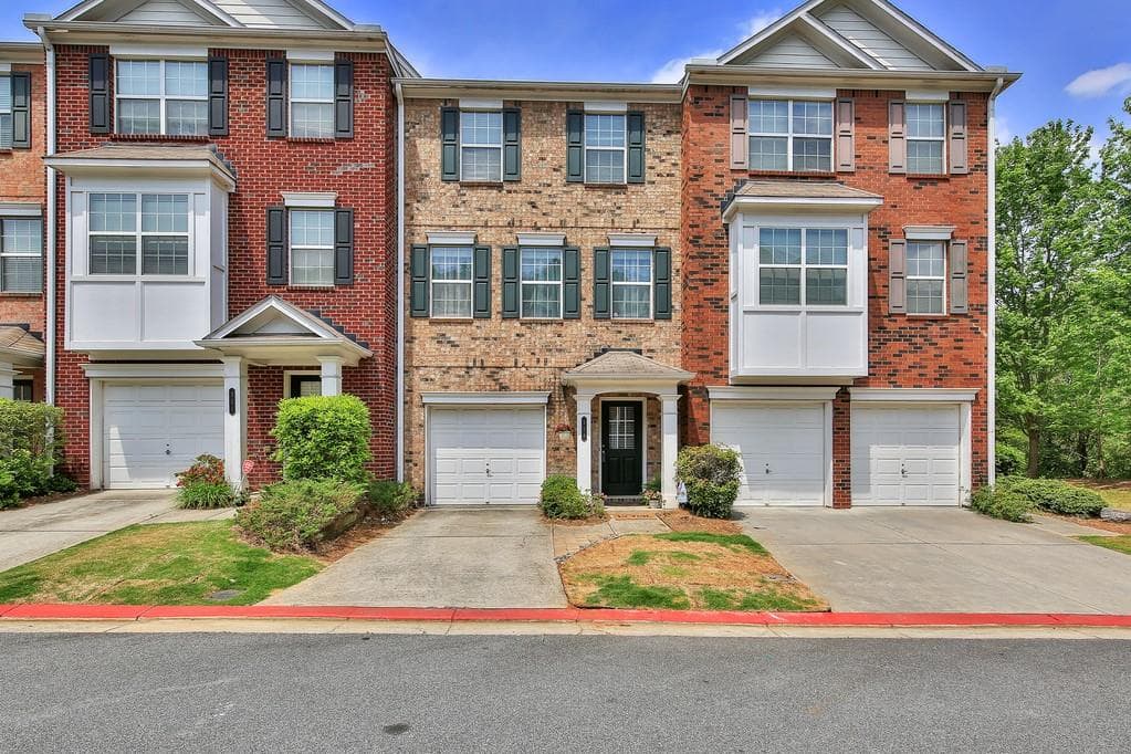 323 HERITAGE PARK Trace, Kennesaw, GA 30144 — most recent listing photo