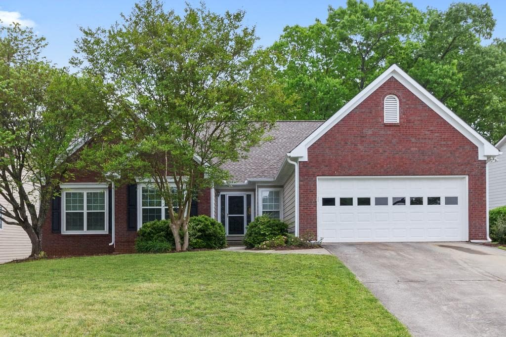 4 bedroom, 3 bathroom, 3,038 sq ft single family residence sold at 4139 Chatham View Drive, Buford, GA 30518