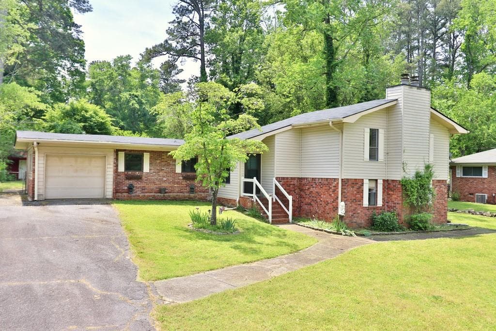 1942 Darrell Drive, Marietta, GA 30066 — most recent listing photo