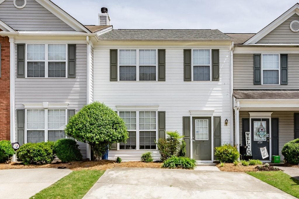 1754 Stanwood Drive, Kennesaw, GA 30152 — most recent listing photo