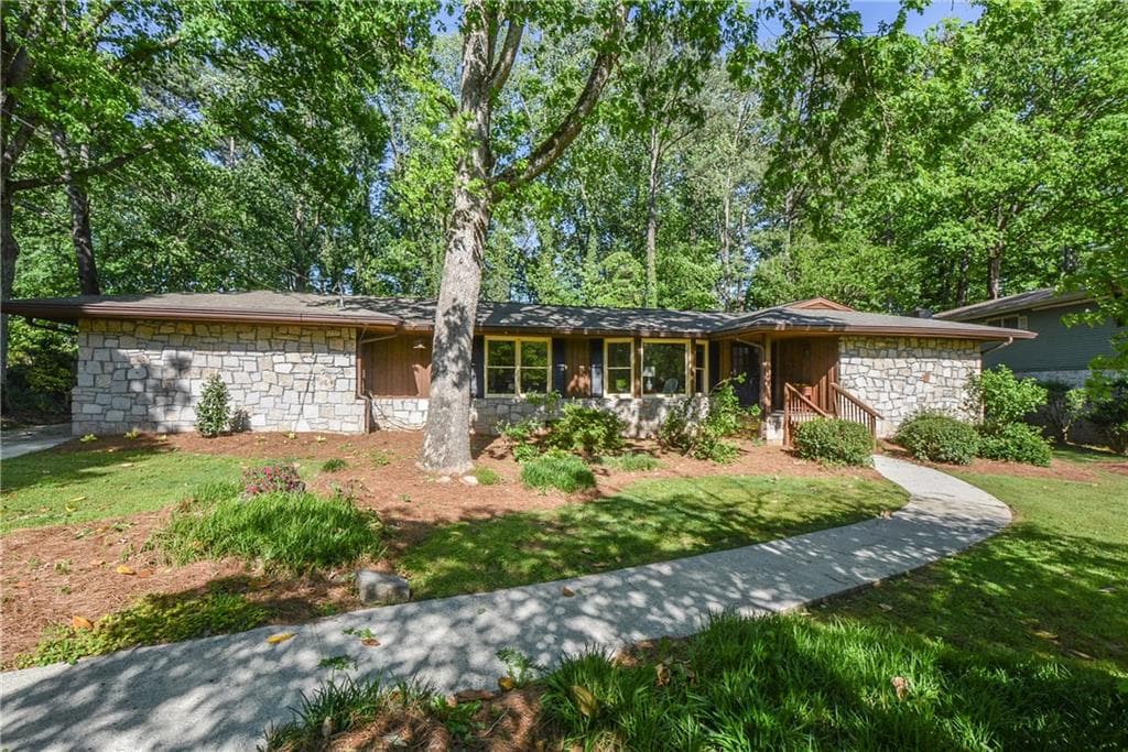 3439 Stratfield Drive, Brookhaven, GA 30319 — most recent listing photo