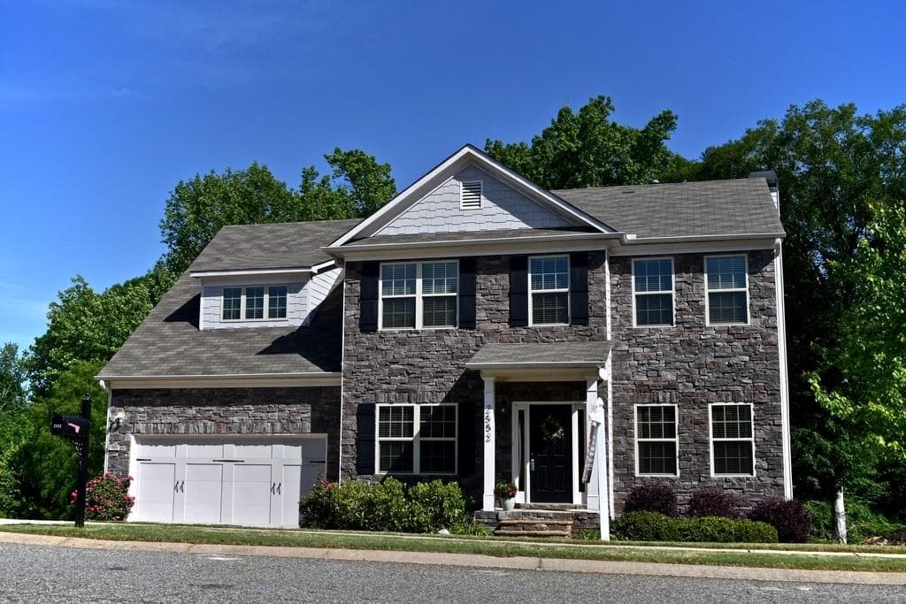 2552 OLNEY FALLS Drive, Braselton, GA 30517 — most recent listing photo