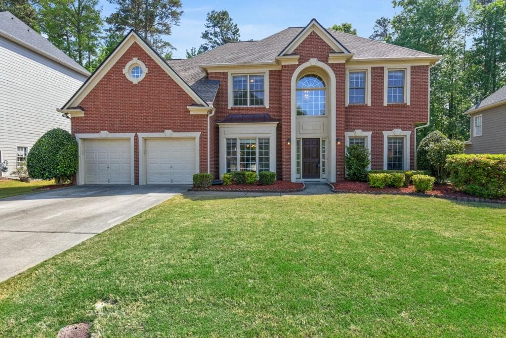 5 bedroom, 3 bathroom, 3,213 sq ft single family residence sold at 3855 Summit Gate Drive, Suwanee, GA 30024