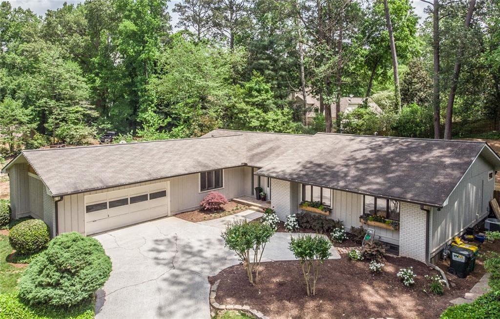 378 Indian Hills Trail, Marietta, GA 30068 — most recent listing photo