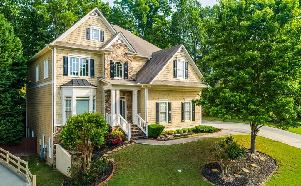 4366 Cooper Oaks Drive, Smyrna, GA 30082 — most recent listing photo