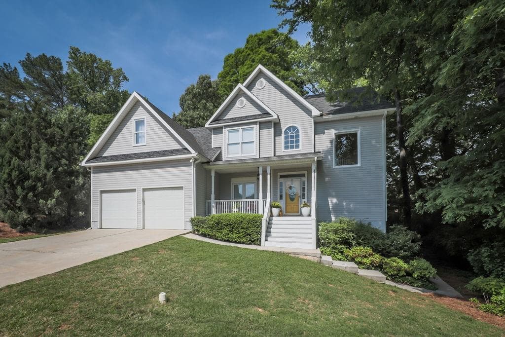 2172 SE OLIVE SPRINGS Road, Marietta, GA 30060 — most recent listing photo