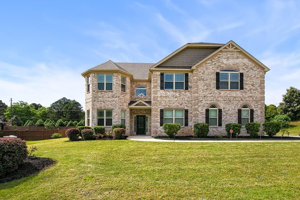 215 Legends Drive, Fayetteville, GA 30215 — most recent listing photo