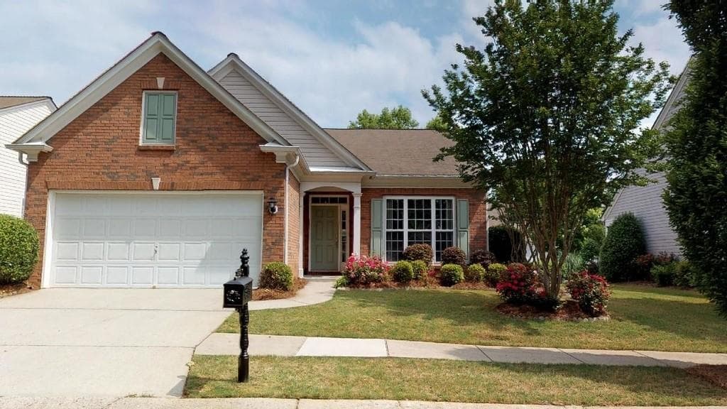 2 bedroom, 2 bathroom, 1,774 sq ft single family residence sold at 2789 Soneley Way, Alpharetta, GA 30004