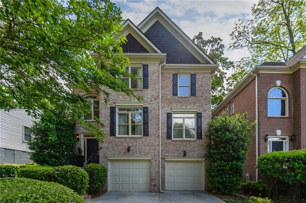 4 bedroom, 4 bathroom, 2,660 sq ft single family residence sold at 2615 Caldwell Road, Brookhaven, GA 30319