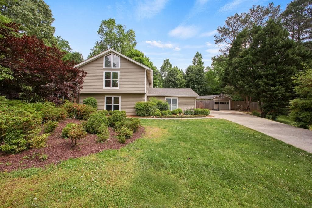 3057 GREENFIELD Drive, Marietta, GA 30068 — most recent listing photo