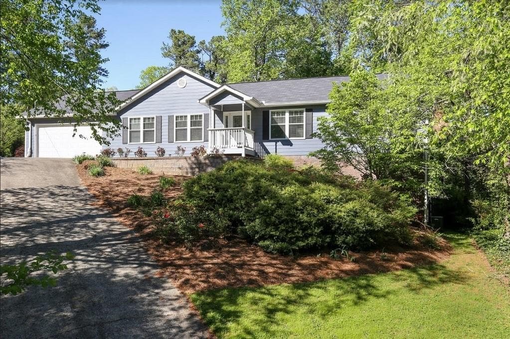 4488 Mountain Creek Drive, Roswell, GA 30075 — most recent listing photo