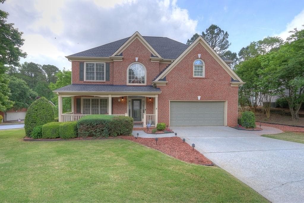 5 bedroom, 4 bathroom, 4,011 sq ft single family residence sold at 787 Fairview Club Lane, Dacula, GA 30019