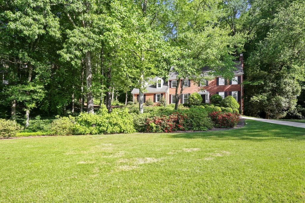 6245 River Chase Circle, Sandy Springs, GA 30328 — most recent listing photo