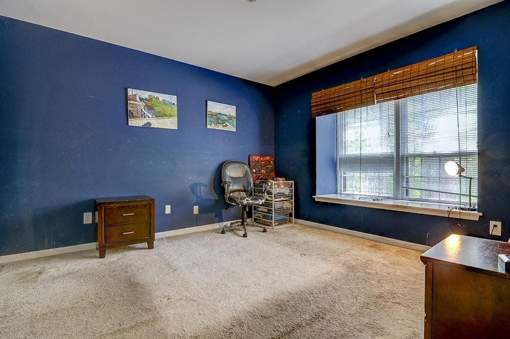2 bedroom, 2 bathroom condominium sold at 39 LaRue Place, Atlanta, GA 30327