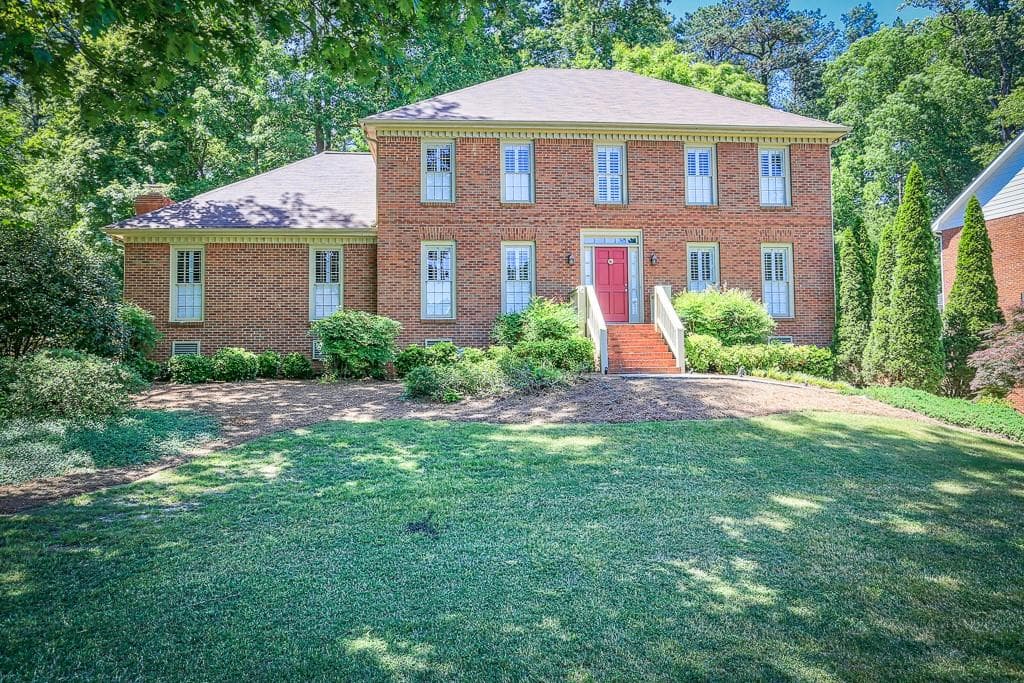 6045 Courtside Drive, Peachtree Corners, GA 30092 — most recent listing photo
