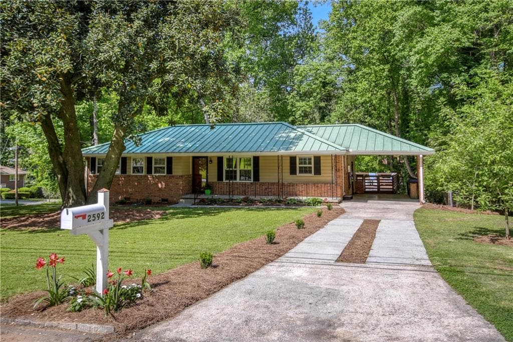 3 bedroom, 2 bathroom, 1,340 sq ft single family residence sold at 2592 NE WOODACRES Road, Atlanta, GA 30345