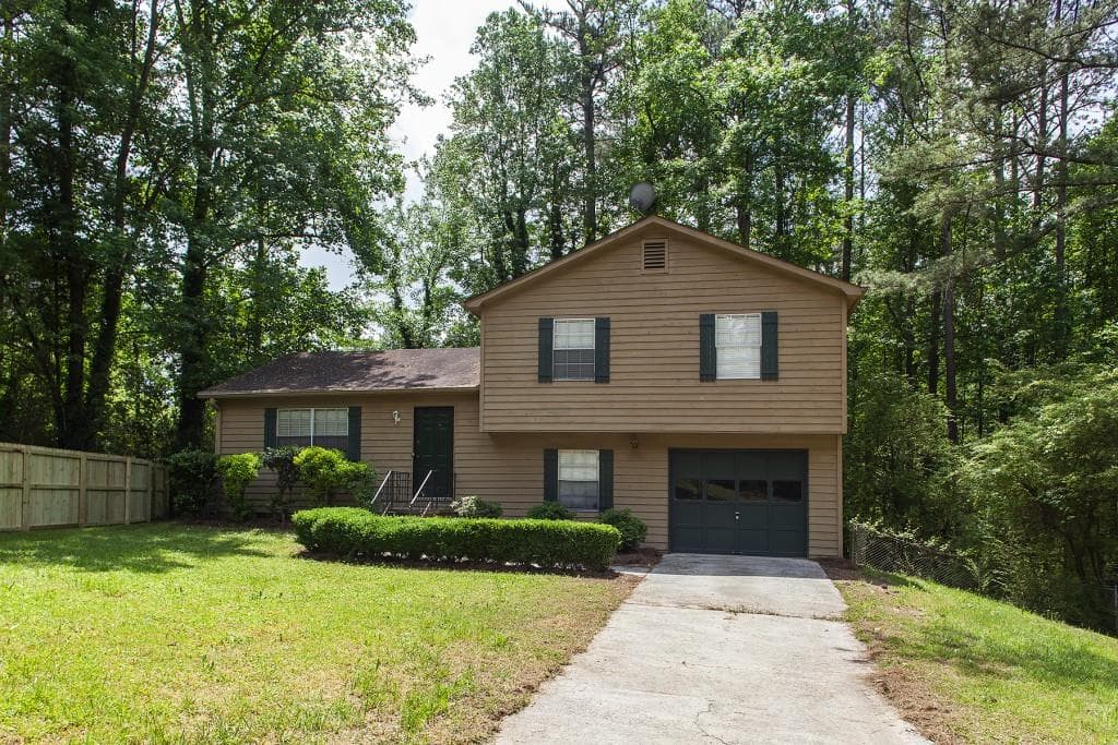 3040 Woodland Drive, Kennesaw, GA 30152 — most recent listing photo