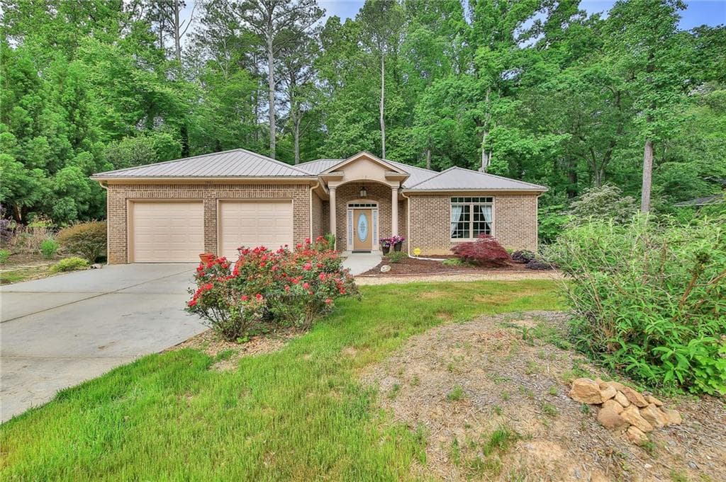 1961 Pine Hill Circle, Kennesaw, GA 30144 — most recent listing photo