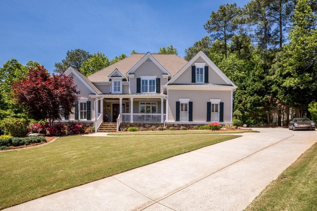 3999 Guardsman Court, Roswell, GA 30075 — most recent listing photo