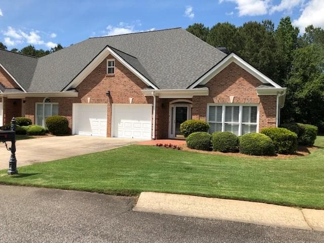 4 bedroom, 4 bathroom, 2,368 sq ft townhouse sold at 8615 Hope Vine, Roswell, GA 30076