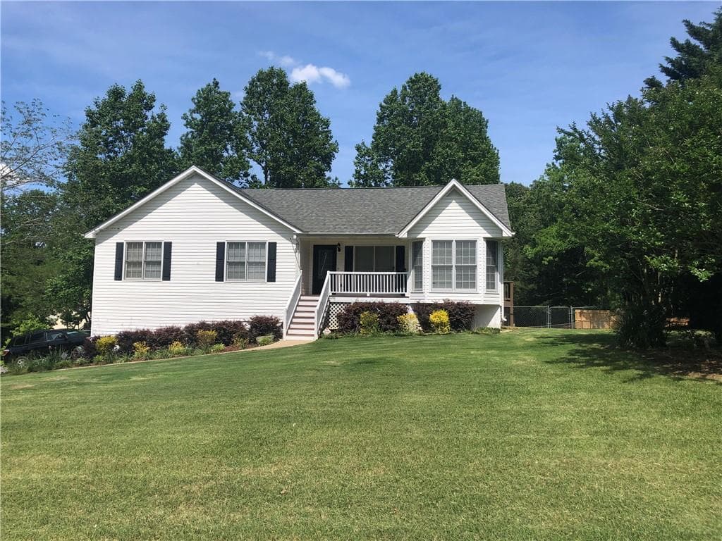 3 bedroom, 2 bathroom, 2,150 sq ft single family residence sold at 26 Kenley Lane, Douglasville, GA 30134