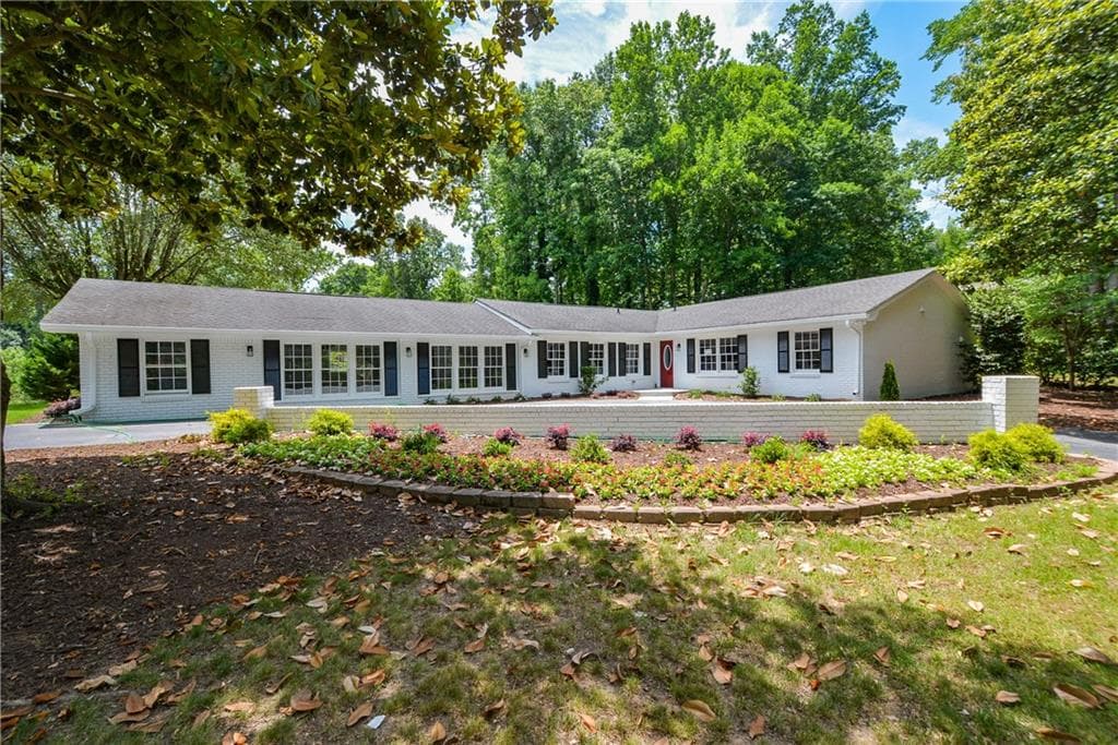 173 Cross Gate Drive, Marietta, GA 30068 — most recent listing photo