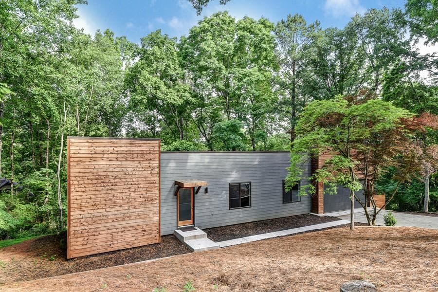 4 bedroom, 4 bathroom, 3,738 sq ft single family residence sold at 340 Tigris Way, Johns Creek, GA 30022