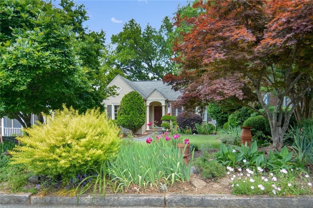 2 bedroom, 2 bathroom, 1,638 sq ft single family residence sold at 760 Ponce De Leon Terrace, Atlanta, GA 30306