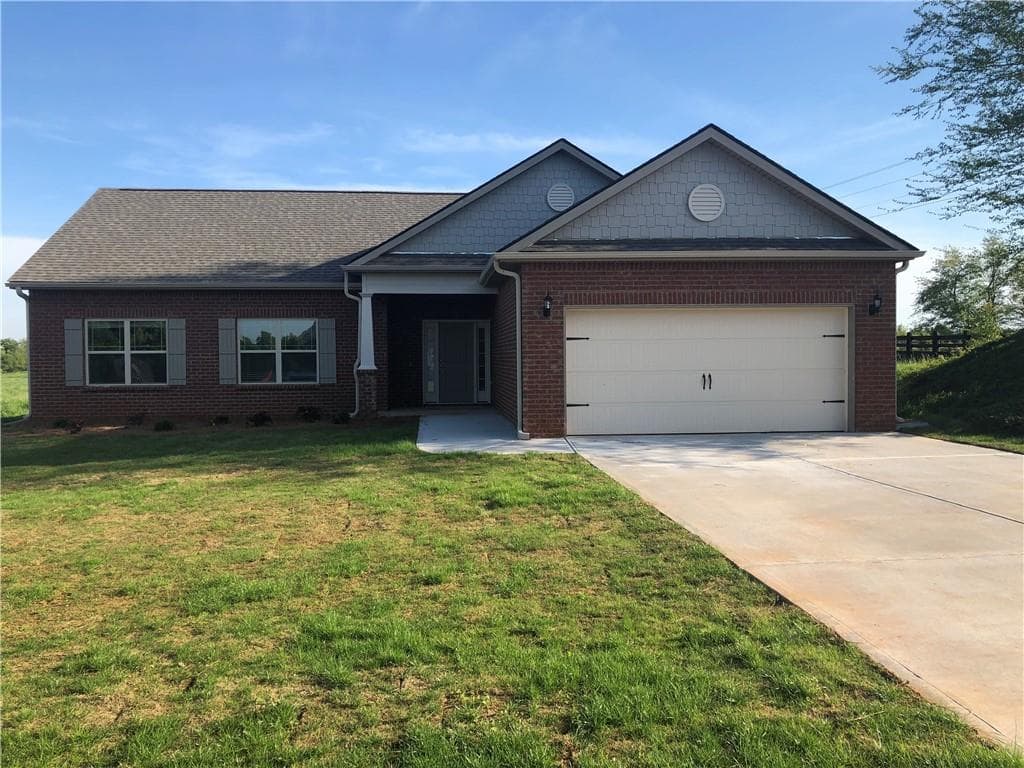 4 bedroom, 2 bathroom, 1,755 sq ft single family residence sold at 5904 Wauka Mountain Springs Drive, Clermont, GA 30527