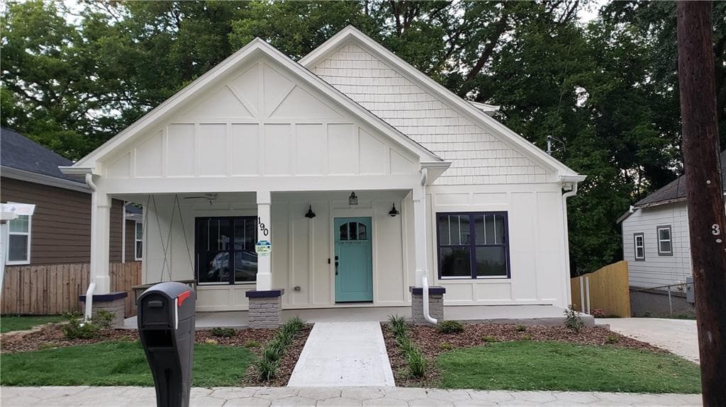 4 bedroom, 3 bathroom, 2,151 sq ft single family residence sold at 190 RACINE Street, Atlanta, GA 30314