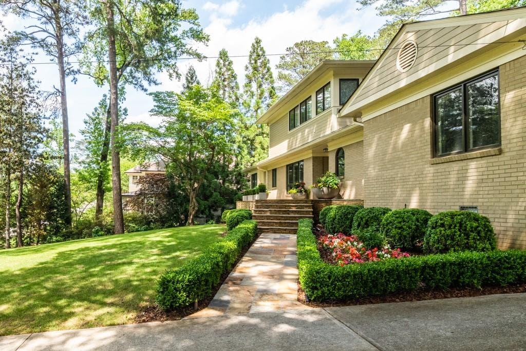 4 bedroom, 4 bathroom, 4,200 sq ft single family residence sold at 1715 Merton Road, Atlanta, GA 30306