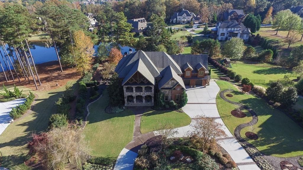 2915 Drayton Hall Drive, Buford, GA 30519 — most recent listing photo