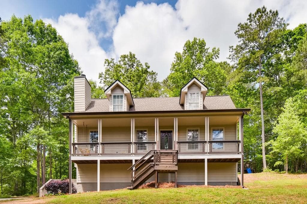 3 bedroom, 3 bathroom, 2,535 sq ft single family residence sold at 4973 Rabbit Farm Road, Loganville, GA 30052