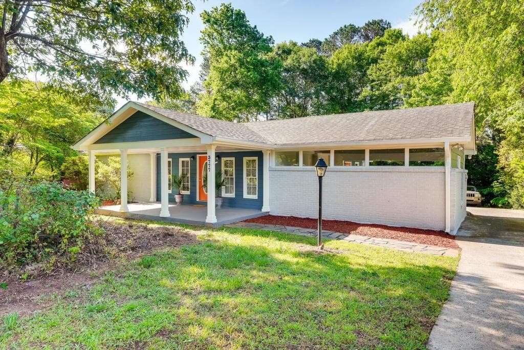 3 bedroom, 2 bathroom, 1,752 sq ft single family residence sold at 3777 Evans Road, Atlanta, GA 30340