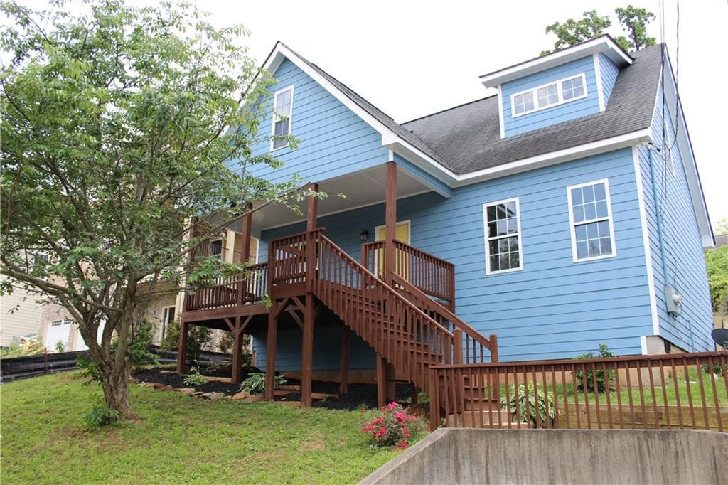 3 bedroom, 3 bathroom, 2,332 sq ft single family residence sold at 305 Englewood Avenue, Atlanta, GA 30315
