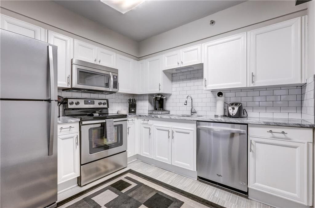 2870 Pharr Court South 601, Atlanta, GA 30305 — most recent listing photo