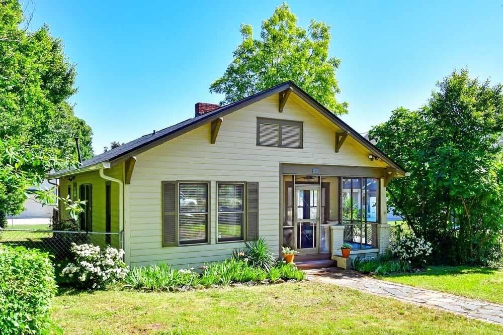 2 bedroom, 2 bathroom, 1,176 sq ft single family residence sold at 674 FEDERAL Terrace, Atlanta, GA 30315